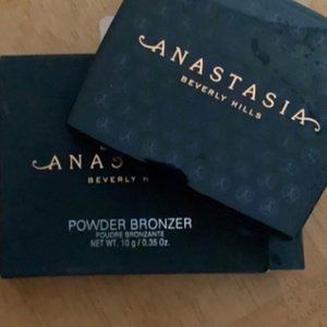 NWT| Anastasia Beverly Hills bronzer mahogany